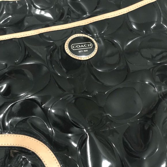 Coach crossbody purse - Picture 2 of 3